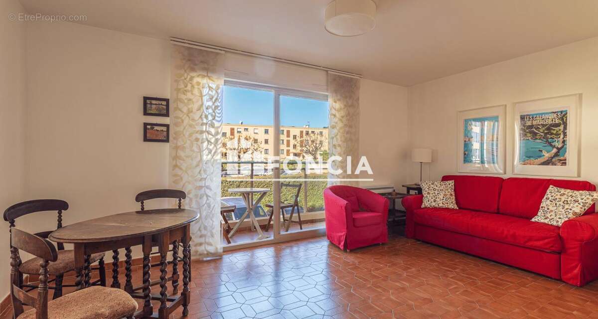 Appartement à SIX-FOURS-LES-PLAGES