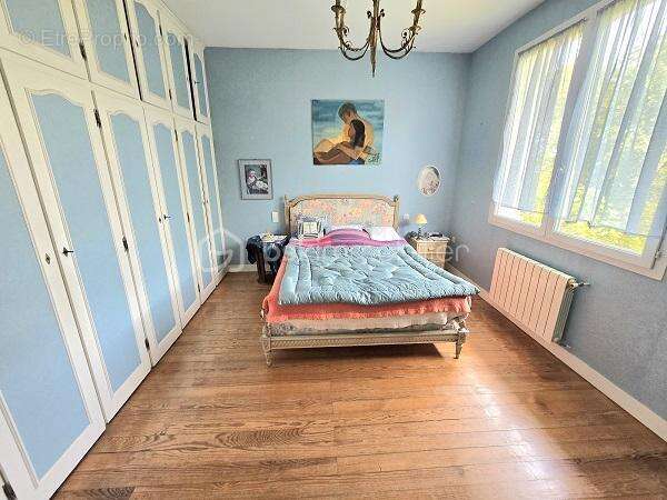 Magnifique maison de 170 m2 4 chambres sur un terrain de 913 m2 !!! - photo 15