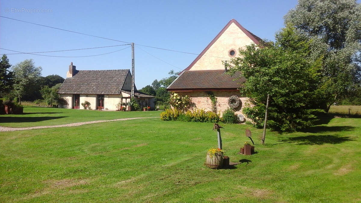 Maison à TRESNAY