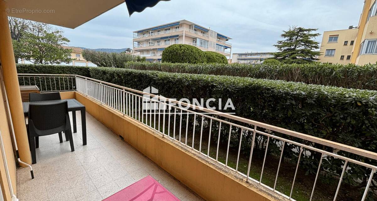 Appartement à SIX-FOURS-LES-PLAGES