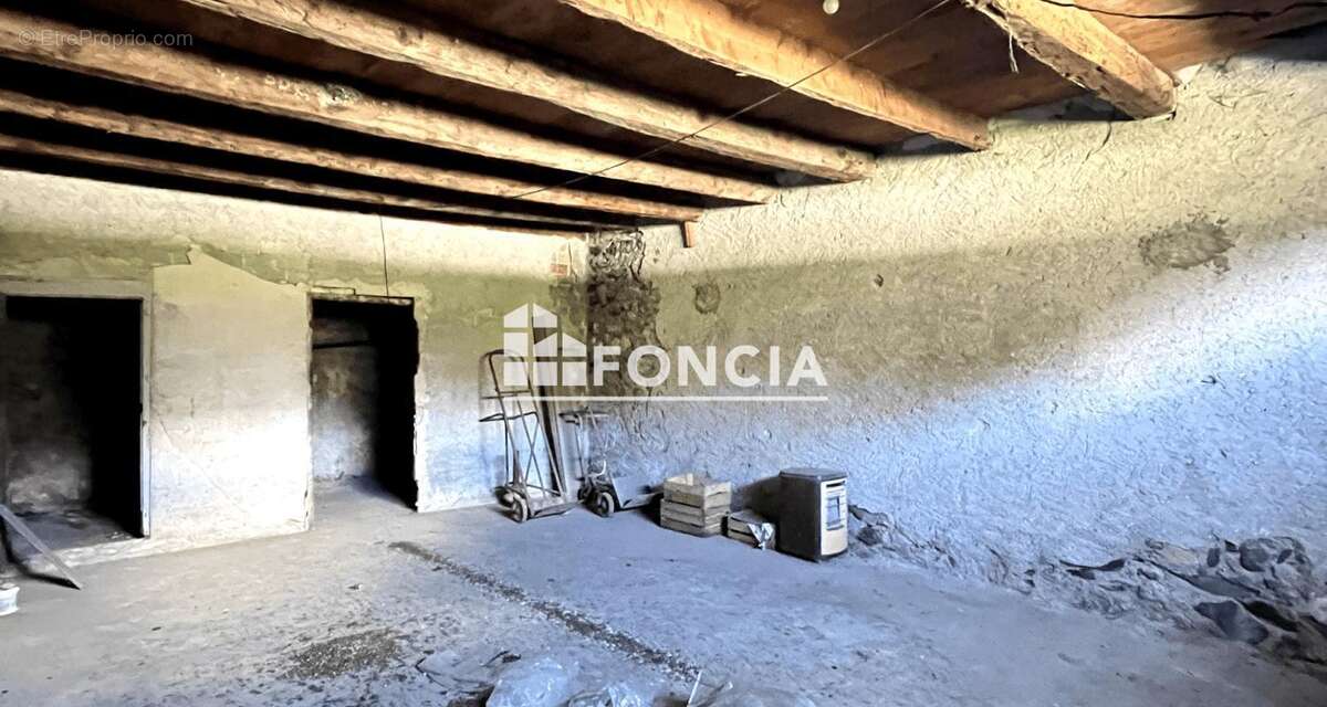 Appartement à LA JAVIE