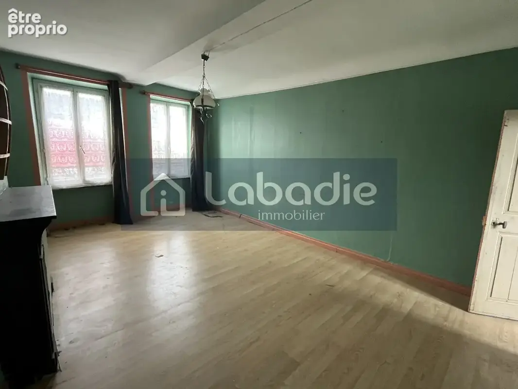 Maison/immeuble - photo 2