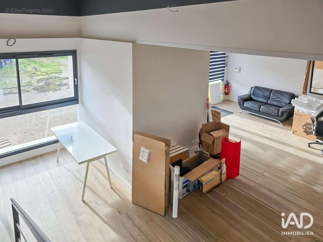 Photo 3 - Commerce à BRESSOLS