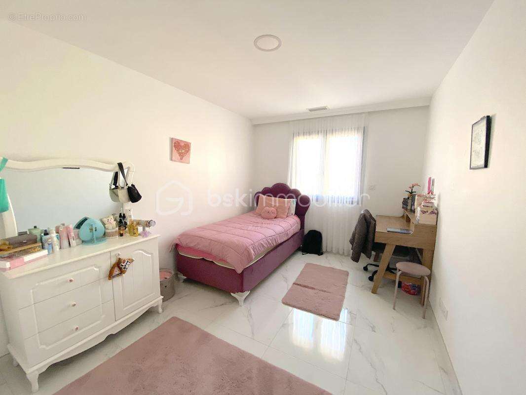 Maison 130 m² à Sauvian  - photo 8