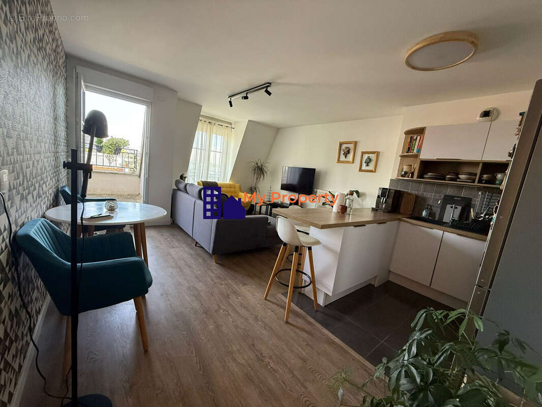 Appartement à HOUILLES