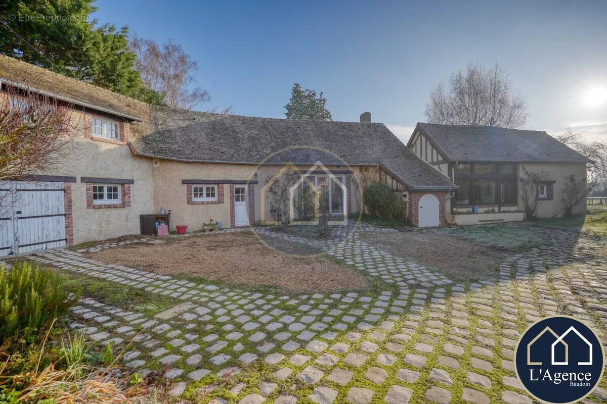 Maison à NOGENT-LE-ROI