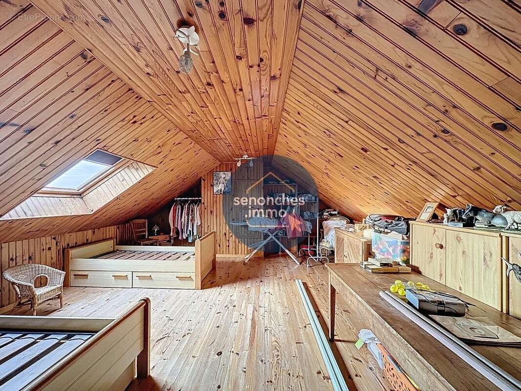 Maison à SAINT-ELIPH