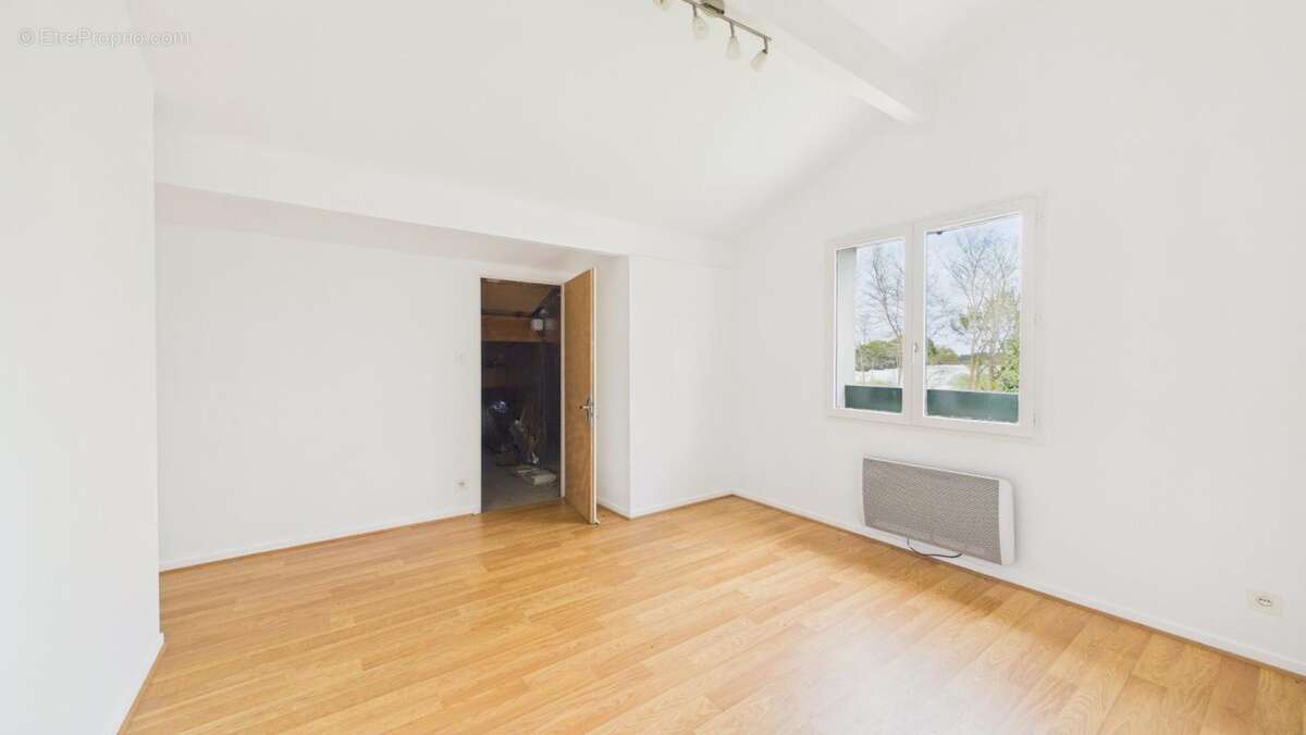 Maison à SAINT-MARTIN-DE-SEIGNANX