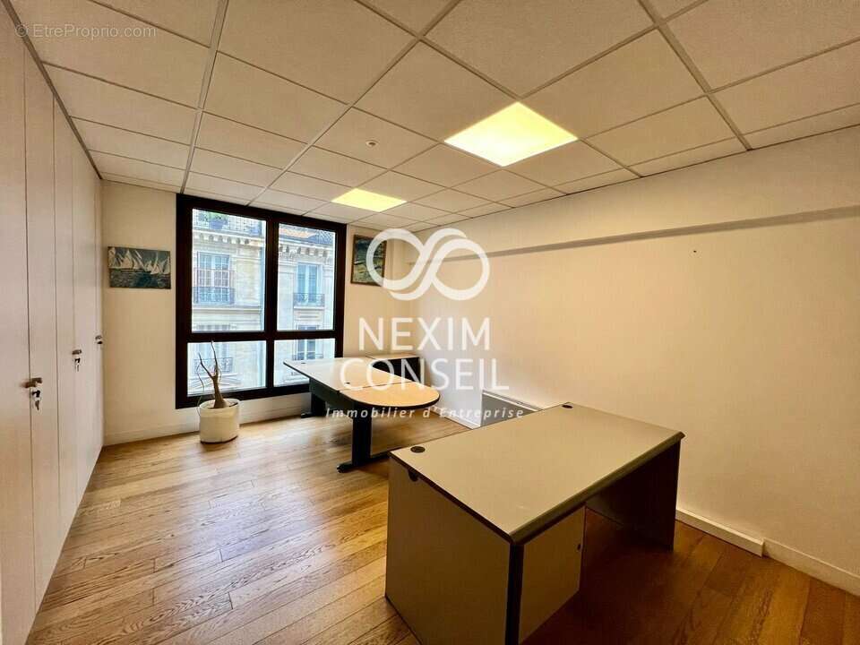 Commerce à LEVALLOIS-PERRET