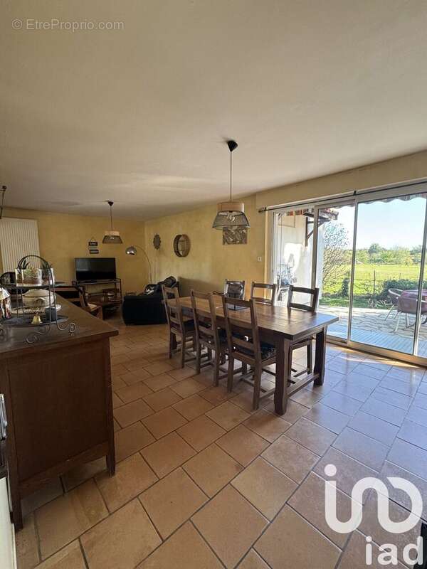 Photo 8 - Maison à LES PEINTURES