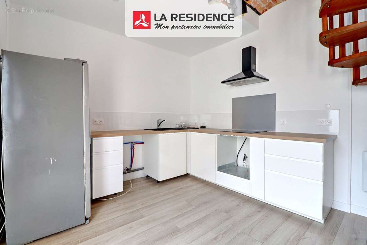 Maison à MAURECOURT