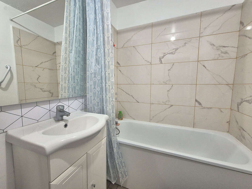 Appartement à MONTIGNY-LE-BRETONNEUX