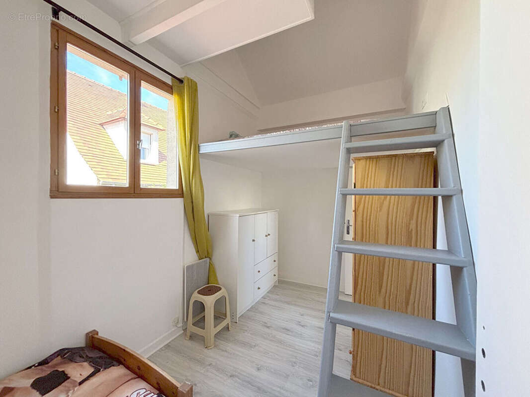 Maison à HOUILLES
