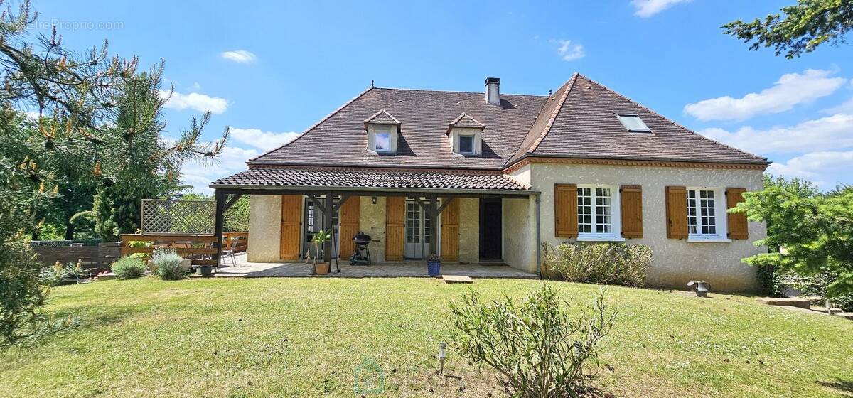 Maison à GOURDON