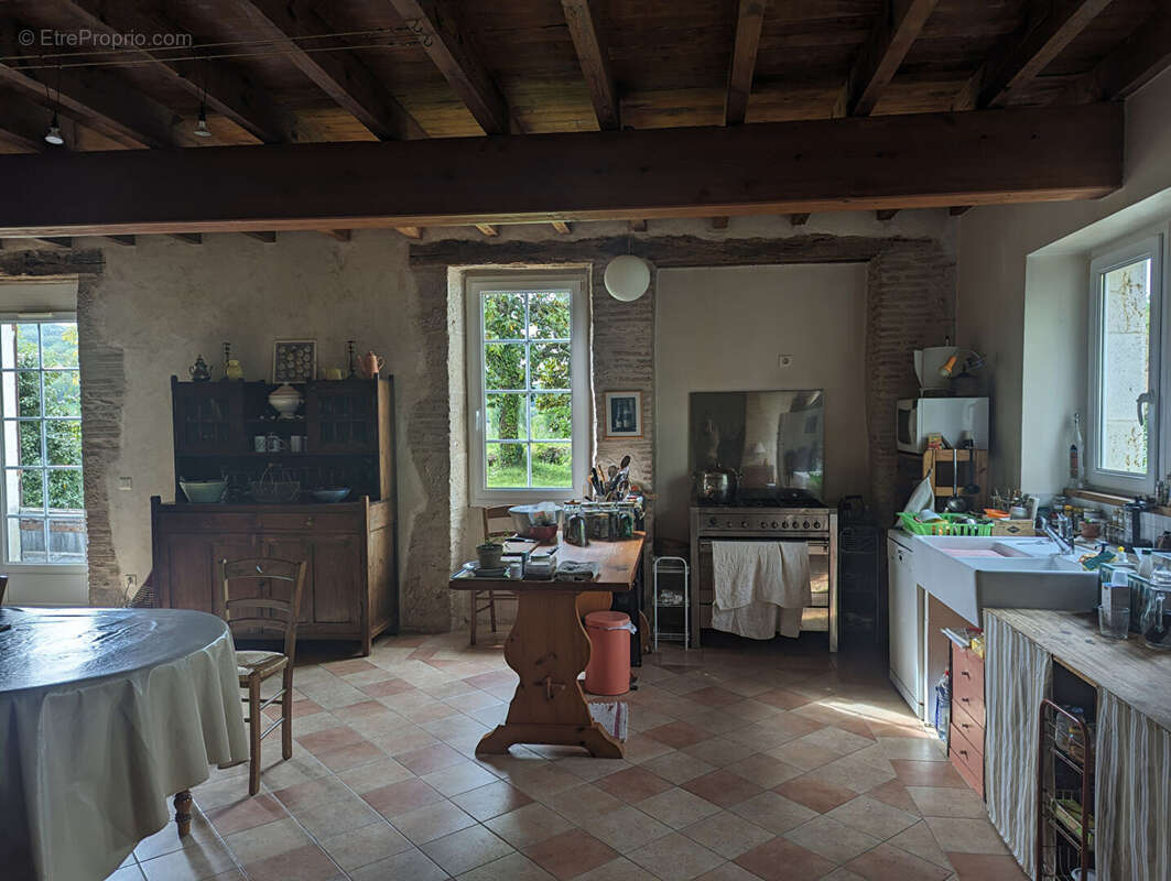 Maison à BRASSAC