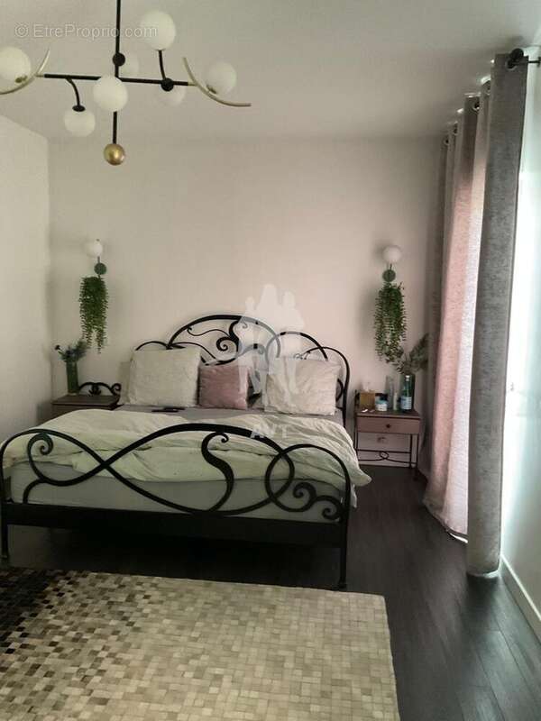 Maison à LE BLANC-MESNIL