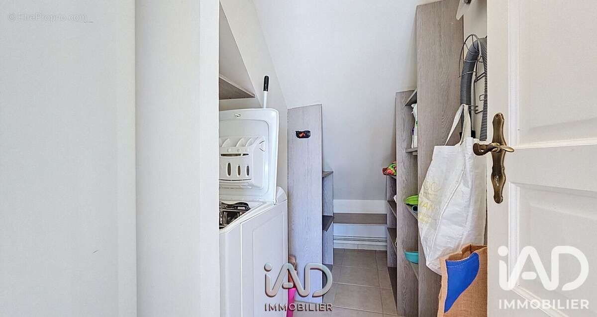 Appartement 58 m² à Arpajon  - photo 7