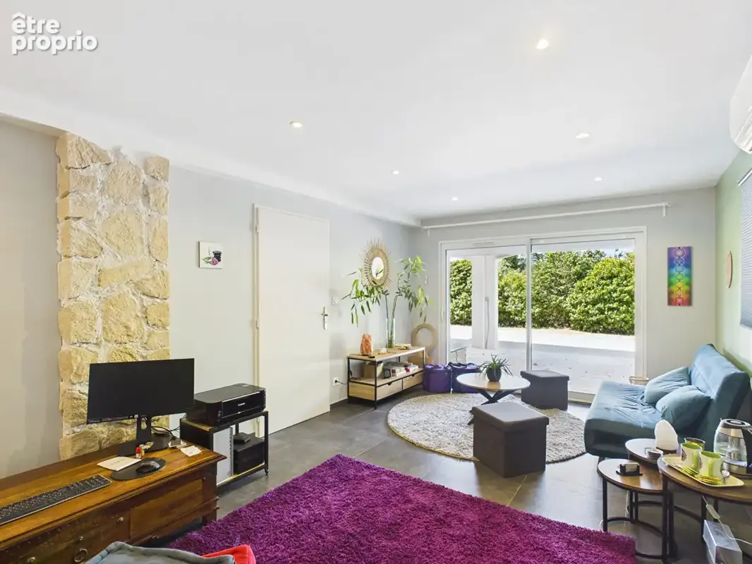 Maison  304m²  sur parcelle de 3304m² situee a st clair 07430 - photo 7