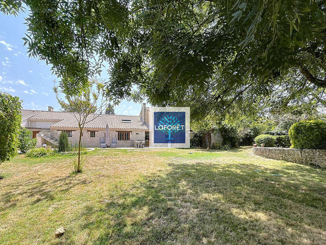 Maison à EXPIREMONT