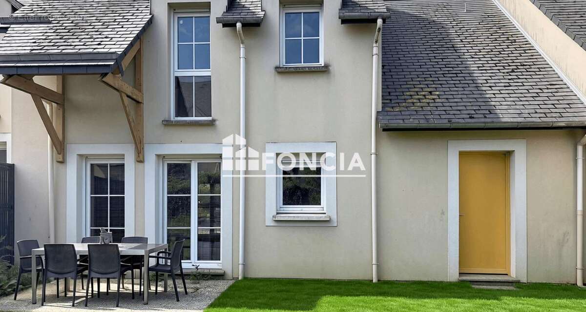Maison à DOZULE