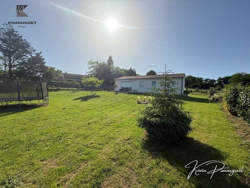 Maison à vendre 5 pièces SAINT FERME (33) - photo 2