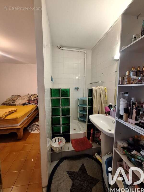 Photo 3 - Appartement à SAINT-DENIS