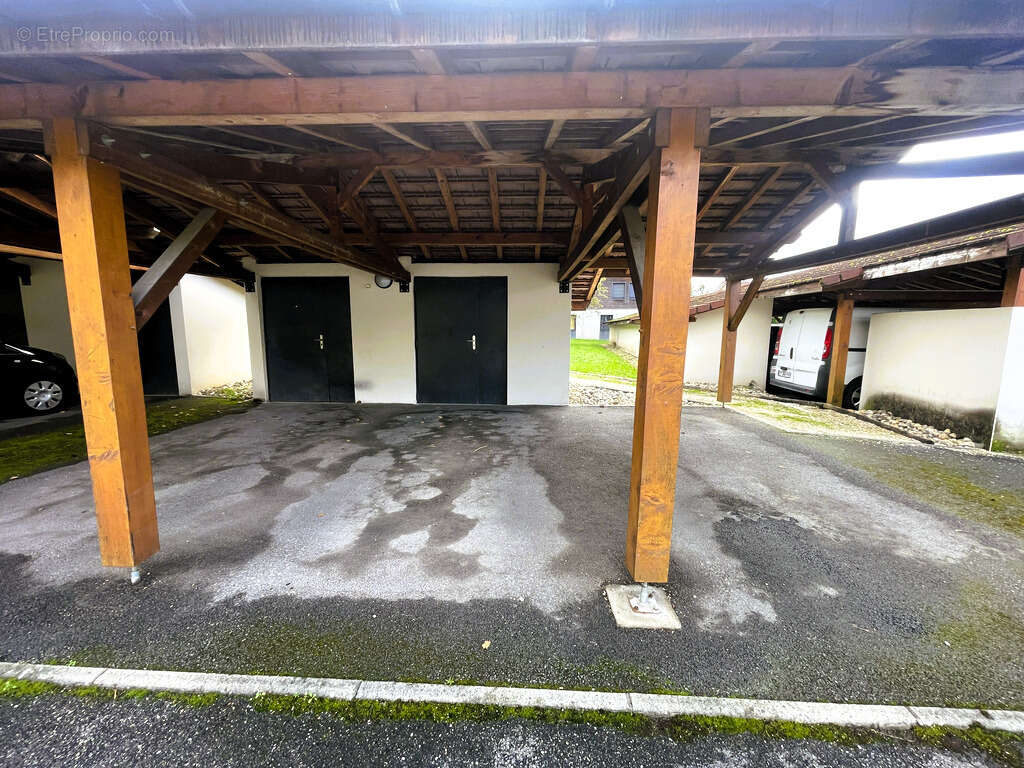 Appartement à TENCIN