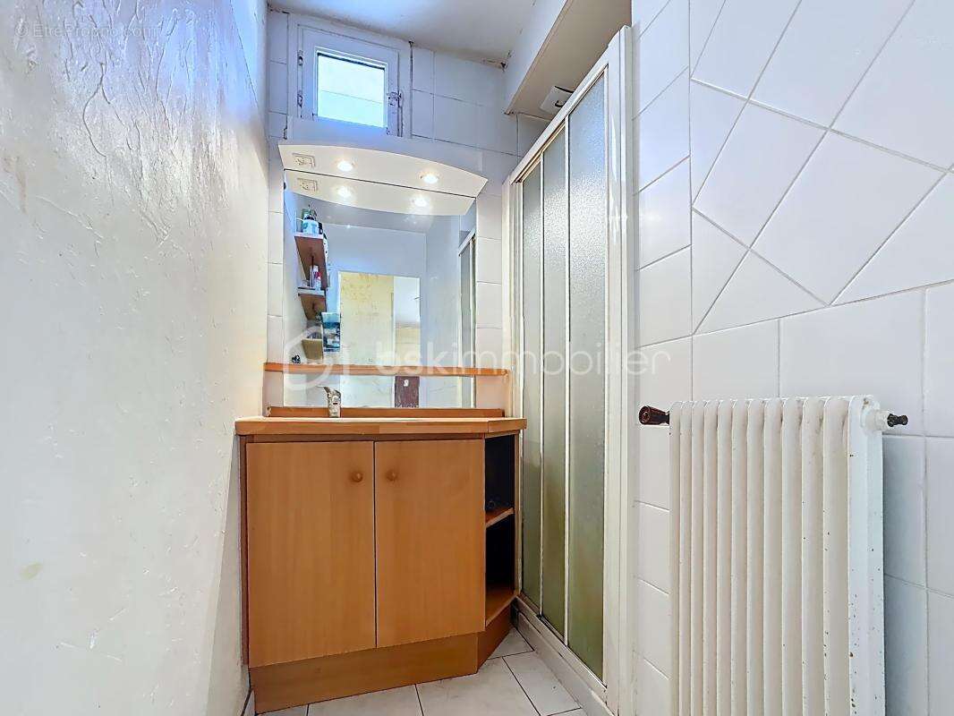 Appartement à FONTAINE