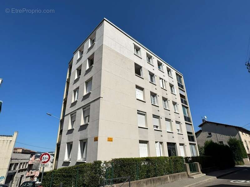 Appartement à SAINT-ETIENNE