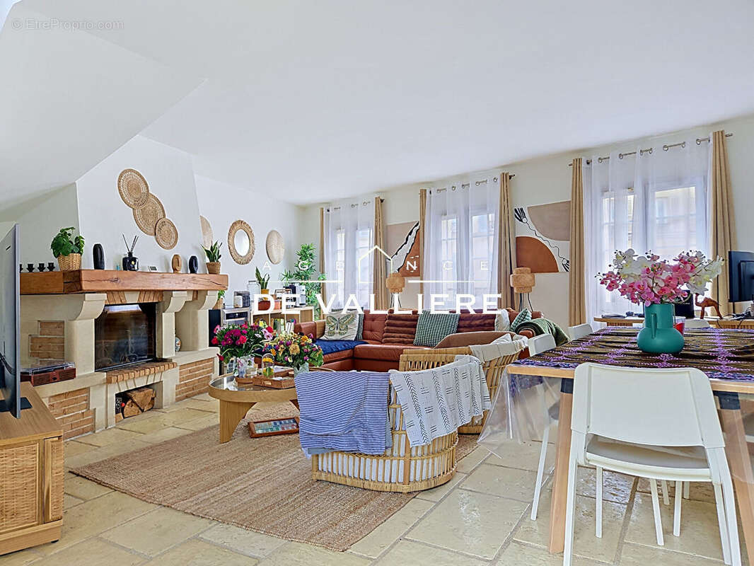 Appartement à NANTERRE