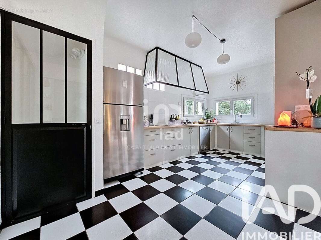 Photo 6 - Maison à SAINT-MAUR-DES-FOSSES