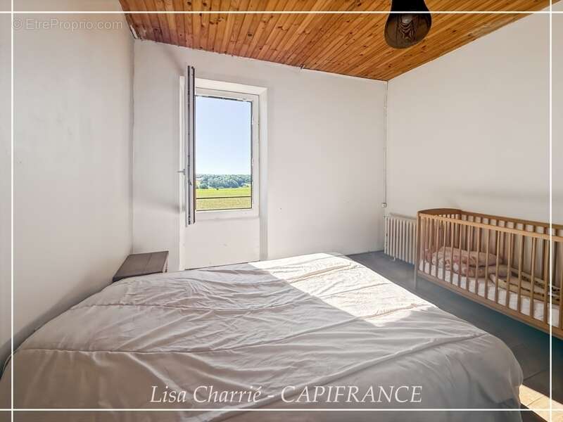 Propriete à vendre 11 pièces de 406 m2 habitables au total, avec dépendance sur 5261 m2 proche de NOGARO (32) - photo 17