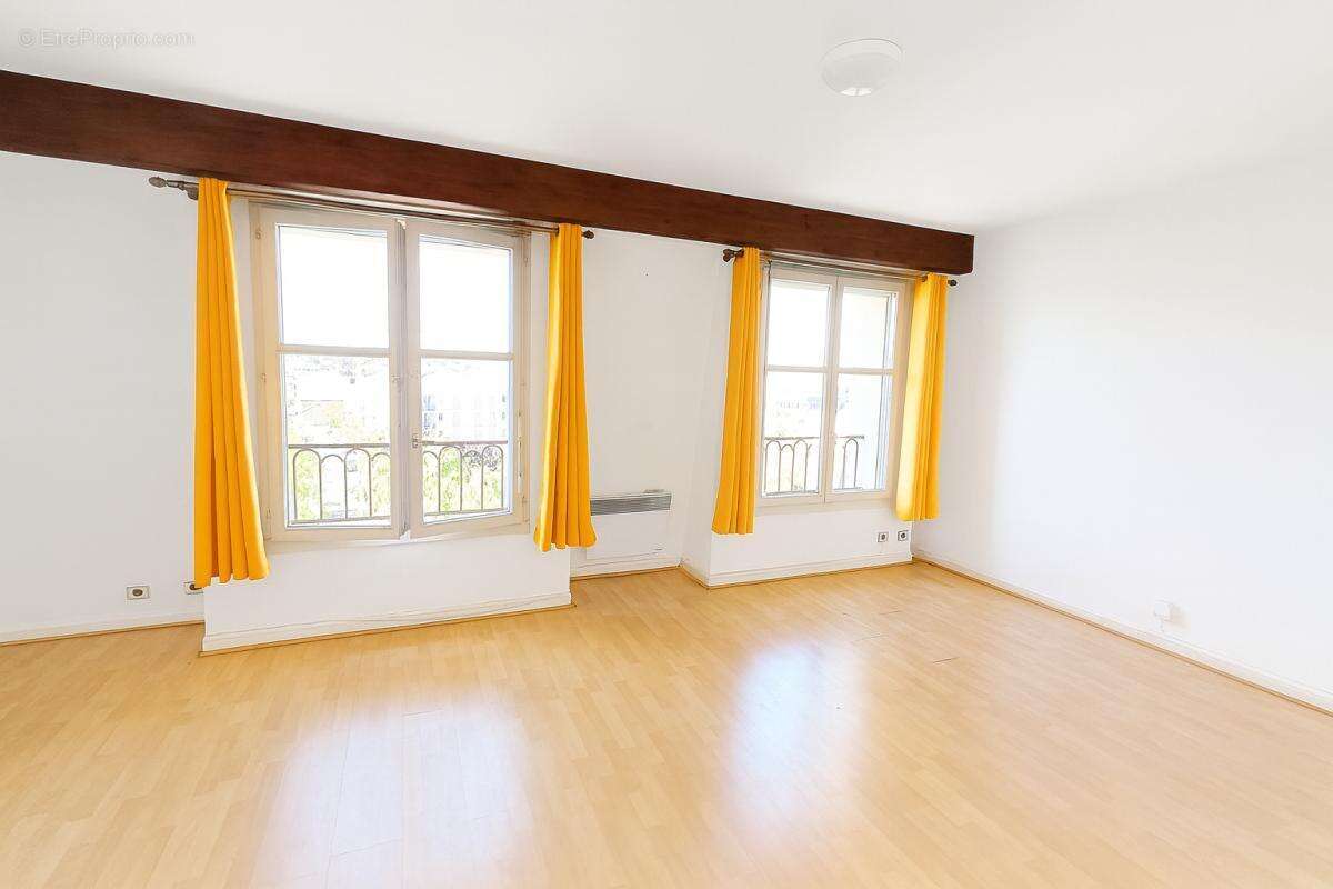 Appartement à MANTES-LA-JOLIE
