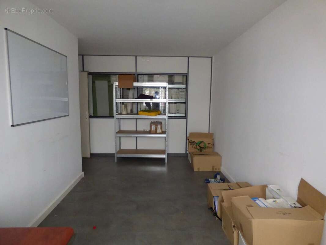 Commerce à COURCOURONNES