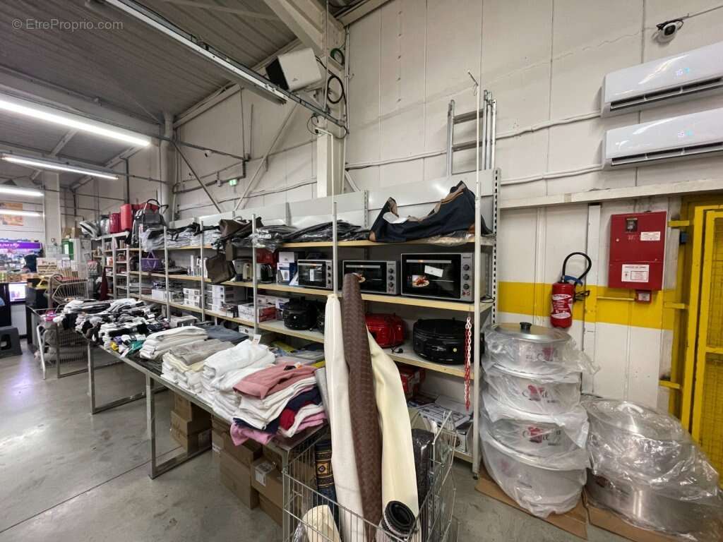 Commerce à FLEURY-MEROGIS