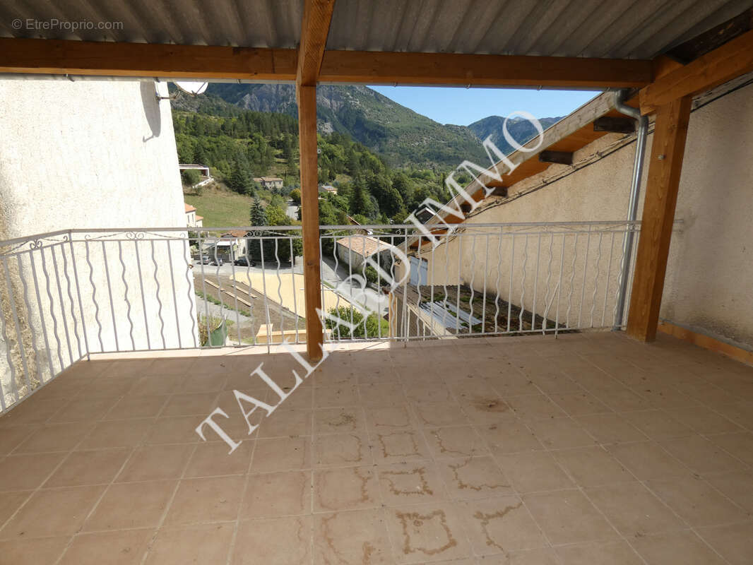 Gros potentiel habitation et/ou location annuelle ou saisonnière - photo 25