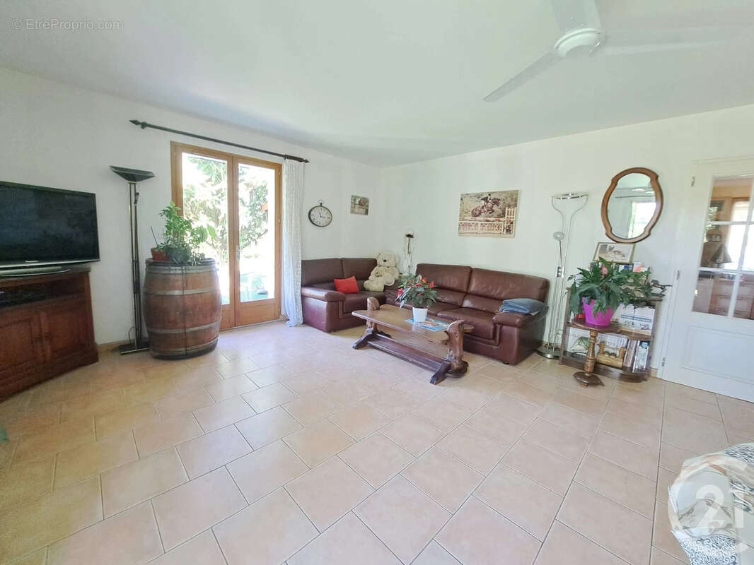 Maison à CARBONNE