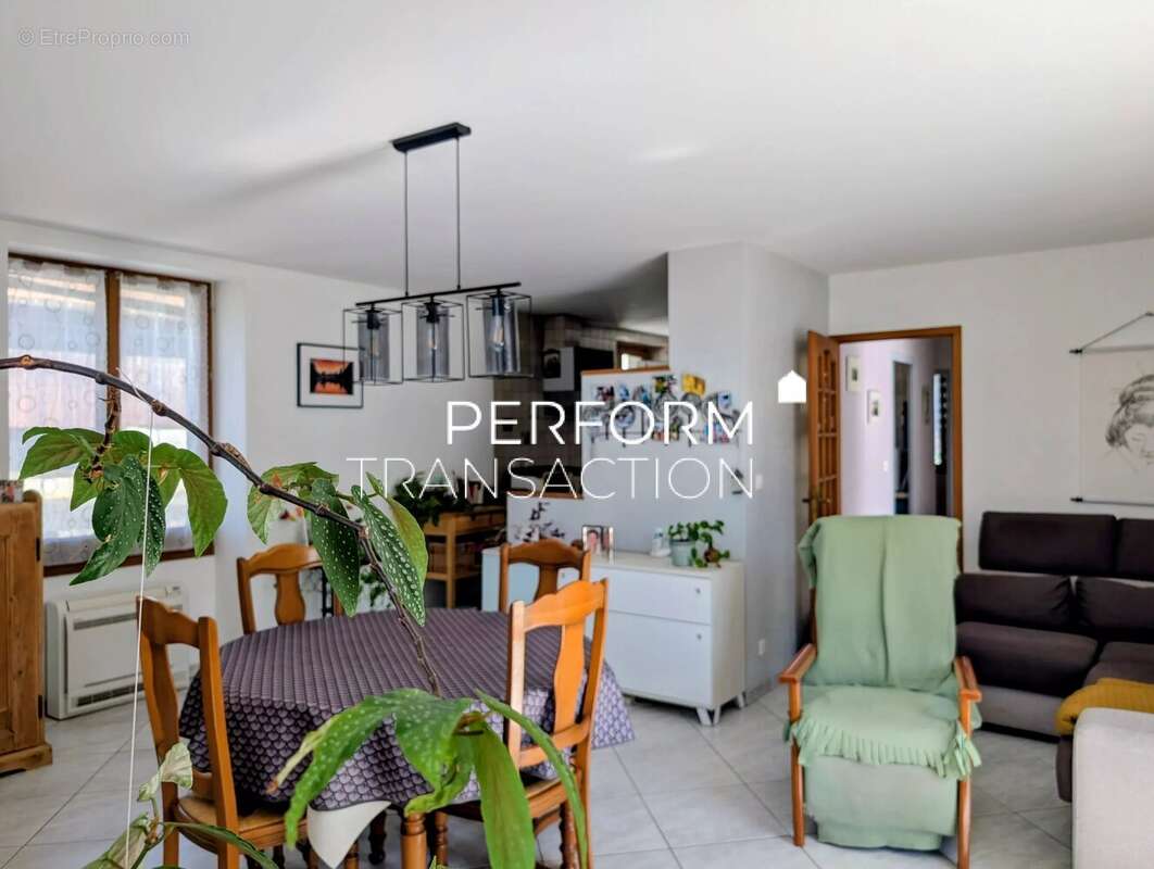  Bâtisse individuelle 130 m² – Terrasse 90 m² - photo 9