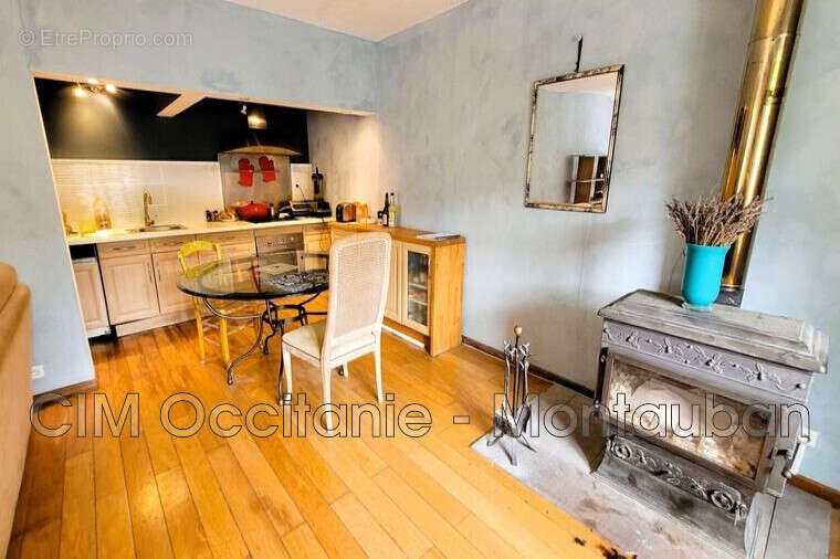 Maison 125 m² à Saint-Antonin-Noble-Val  - photo 5
