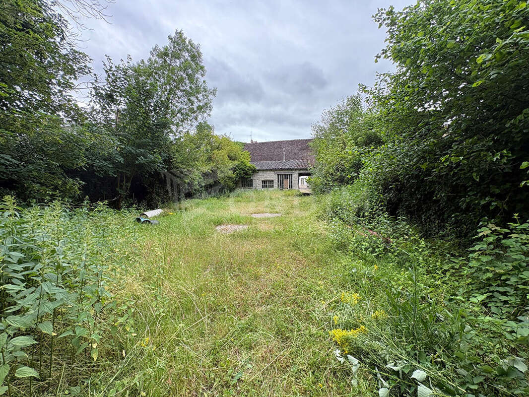Immeuble de rapport à Brienon Sur Armancon - photo 3