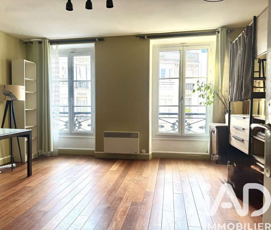 Photo 5 - Appartement à PARIS-10E