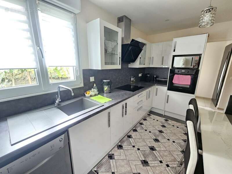 Maison à SAINT-VRAIN