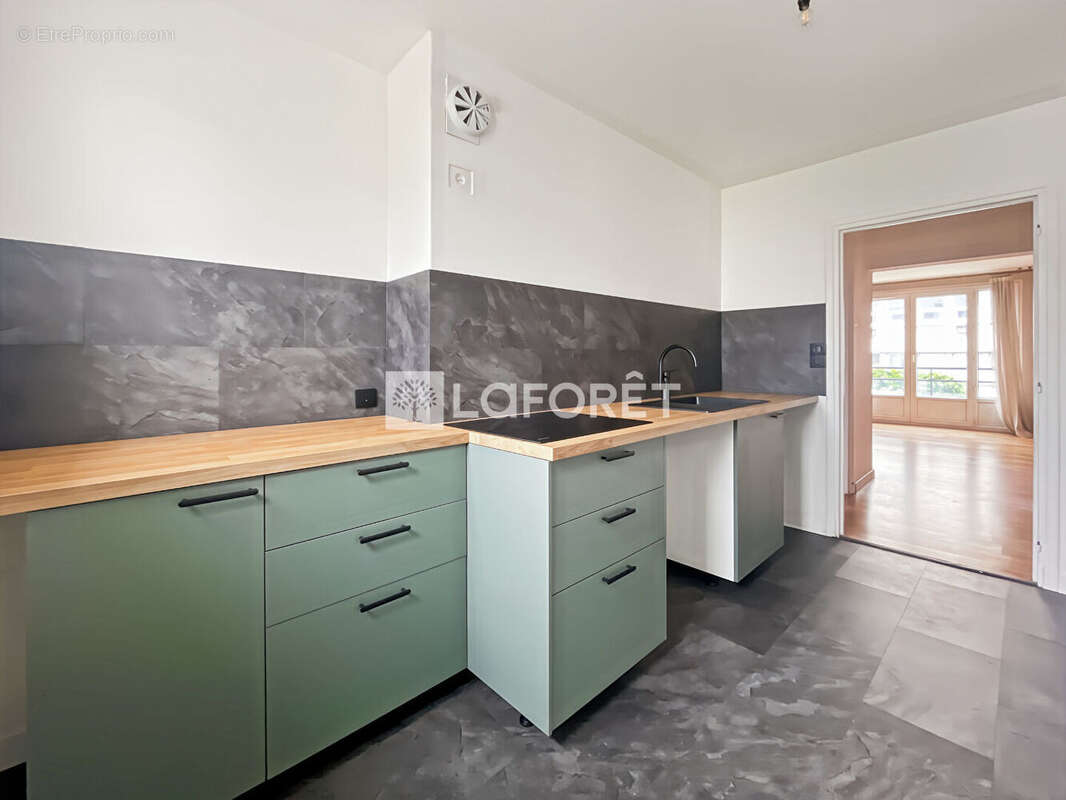 Appartement à MAISONS-ALFORT