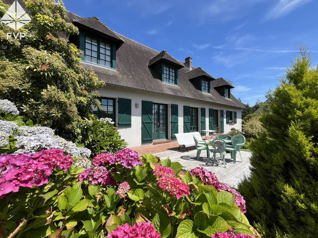 Maison à ANGERVILLE-LA-MARTEL