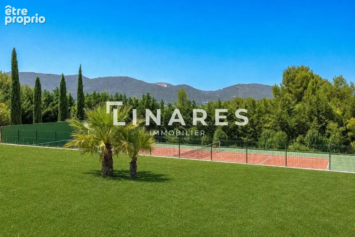 L'ICONIQUE - Villa T6 de 343m² - Dépendance - Piscine - Court de tennis - Terrain de 8000m² - 13420 GEMENOS - photo 22