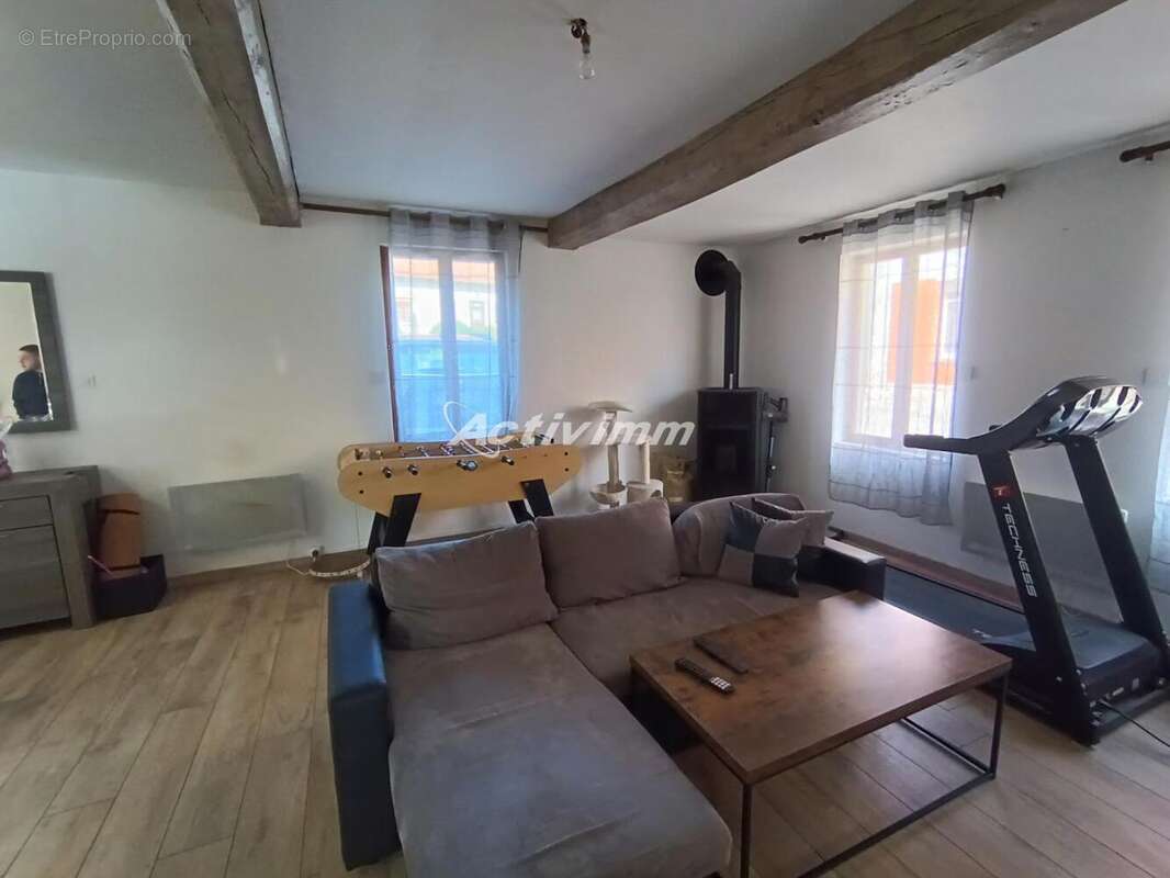 4255 (2) - Maison à HESDIN