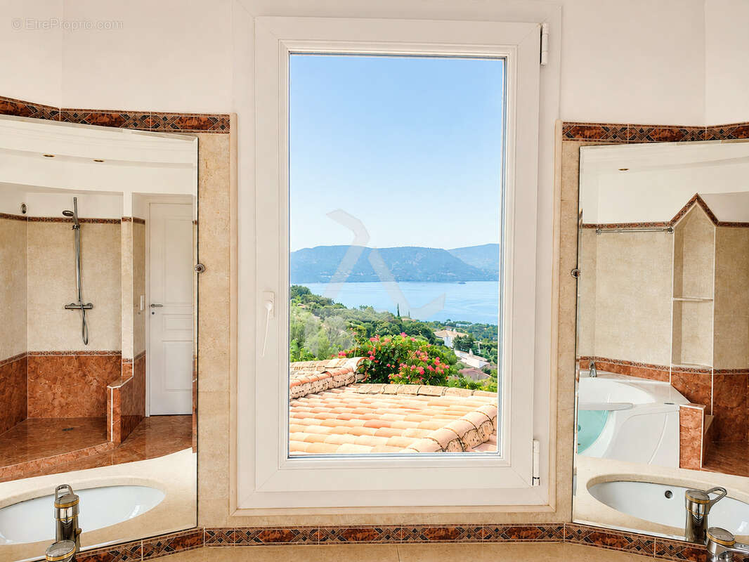 Dans le domaine très exclusif de « marina di fiori » à porto-vecchio villa d’exeption de 354m2 - photo 40