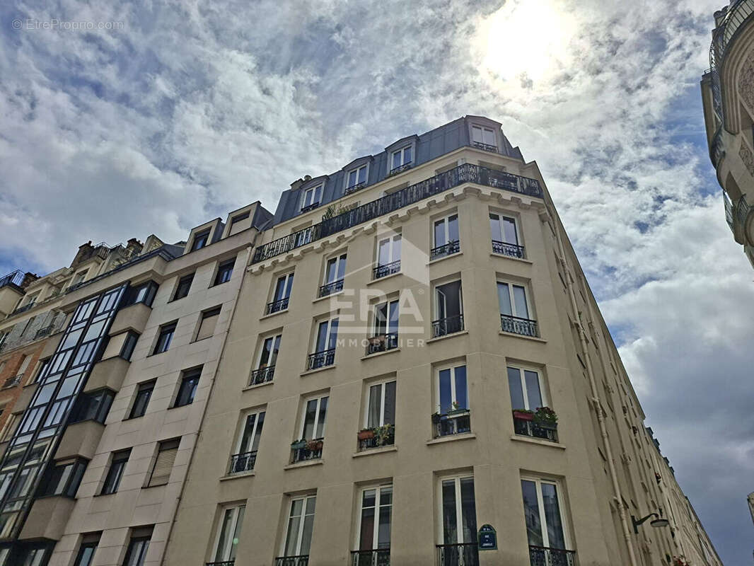 Appartement à PARIS-19E