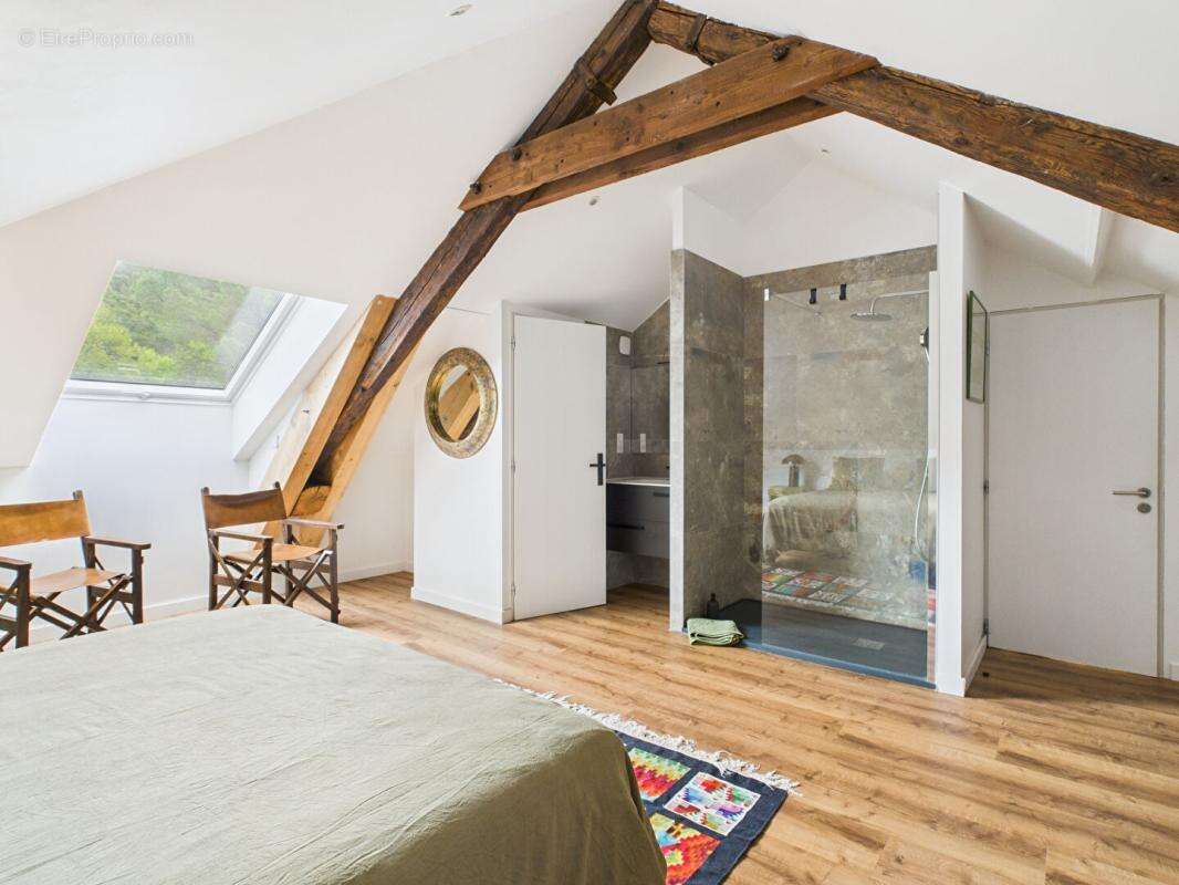 Maison à CHASSIERS