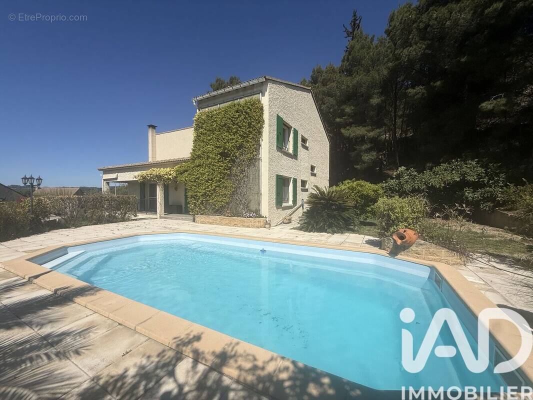 Photo 1 - Maison à ARAMON